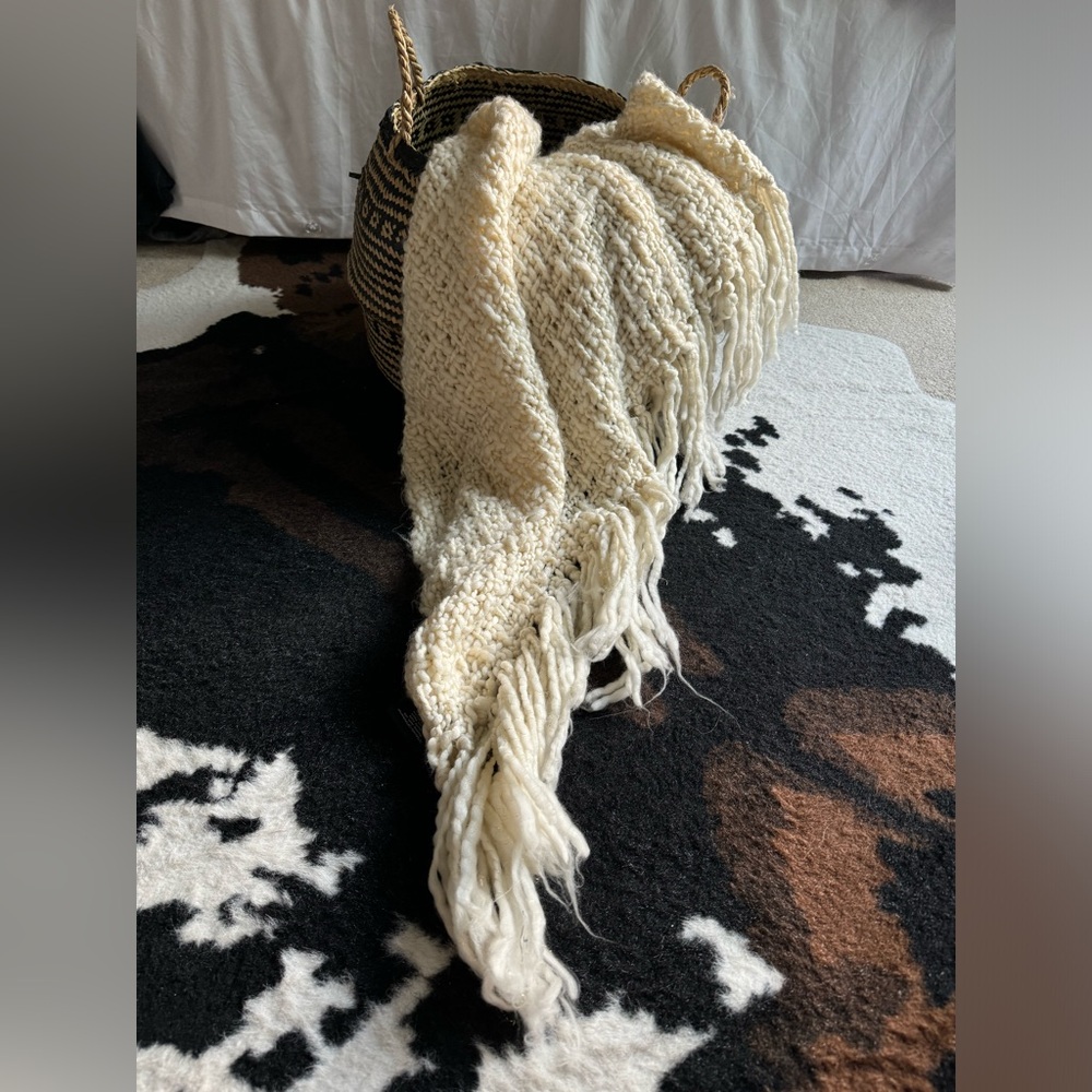 Knit farmhouse blanket